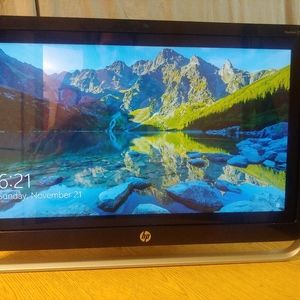 HP Pavillion 23 TouchSmart All-In-One PC